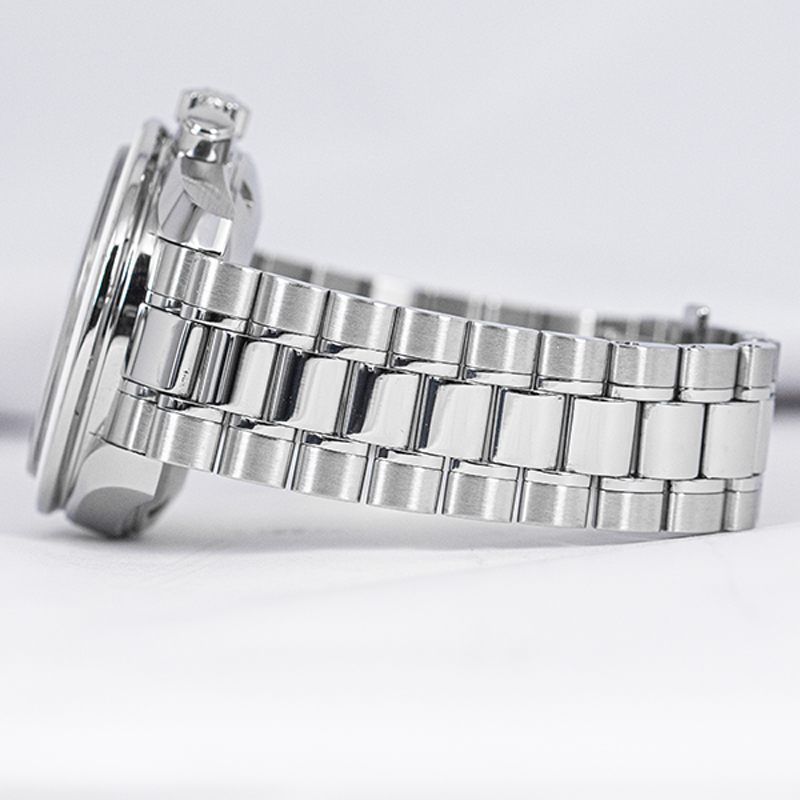 オメガスピードマスター324.30.38.40.04.0014枚目