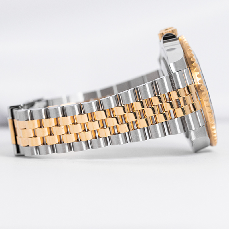 ロレックスGMTマスターII126713GRNR5枚目