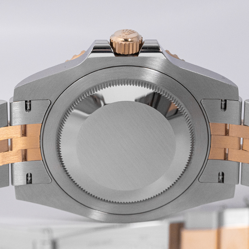 ロレックスGMTマスターII126713GRNR7枚目