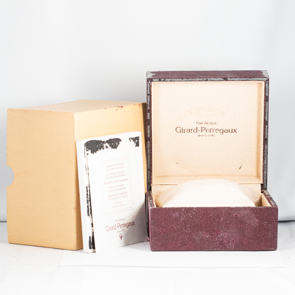 ジラールペルゴフラットウォッチ90438枚目